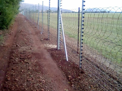 free-standing-fence-08_1000x750